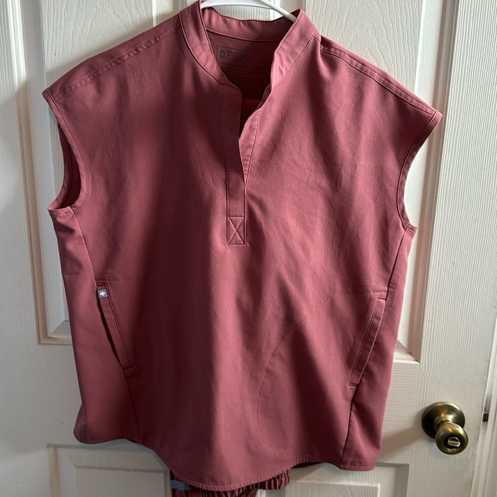 Figs Mauve Rafaela Top